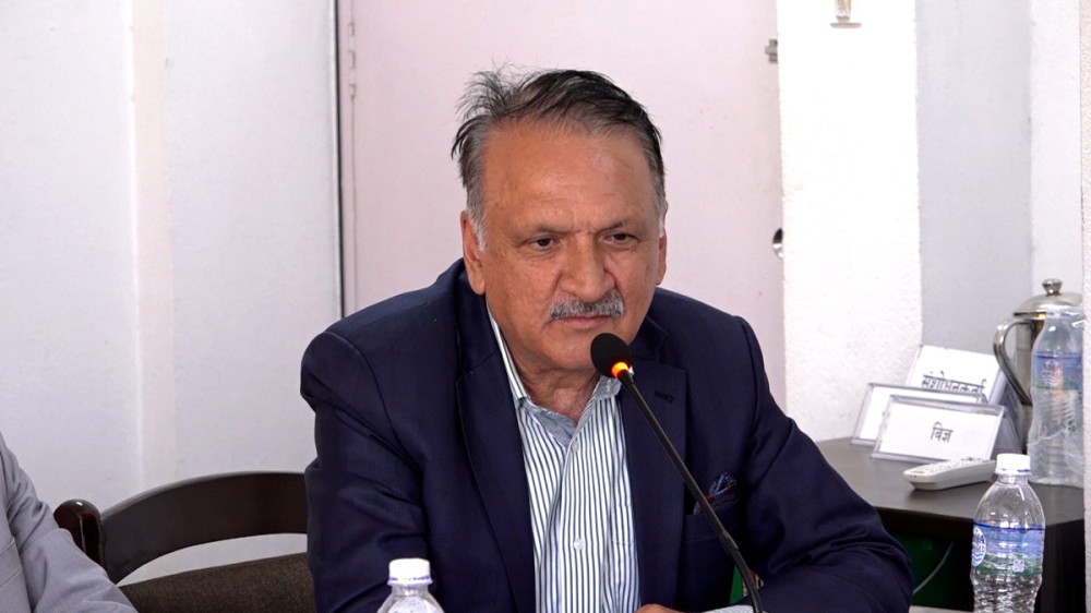 नेपालमा योग्य मान्छेहरूको अभाव भइसक्यो : पूर्वअर्थमन्त्री महत