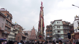 रातो मत्स्येन्द्रनाथलाई आज चक्रबहिलबाट लगनखेलतर्फ लगिँदै